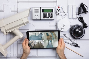 Installation Camera de Surveillance par Mètre